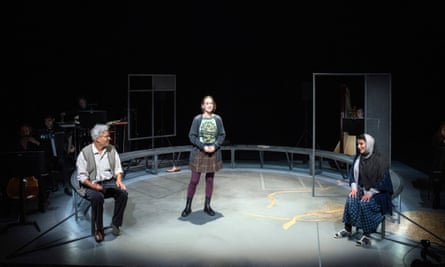 Denver Martin Smith as Edward, Anna Cavaliero as Grace and Camille Maalawy as Oma in glass human
