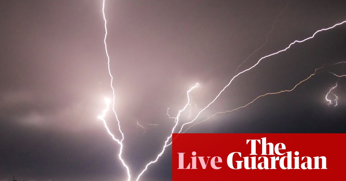Australia news live: lightning storm leaves tens of thousands without power in SA; Gippsland fire triples in size