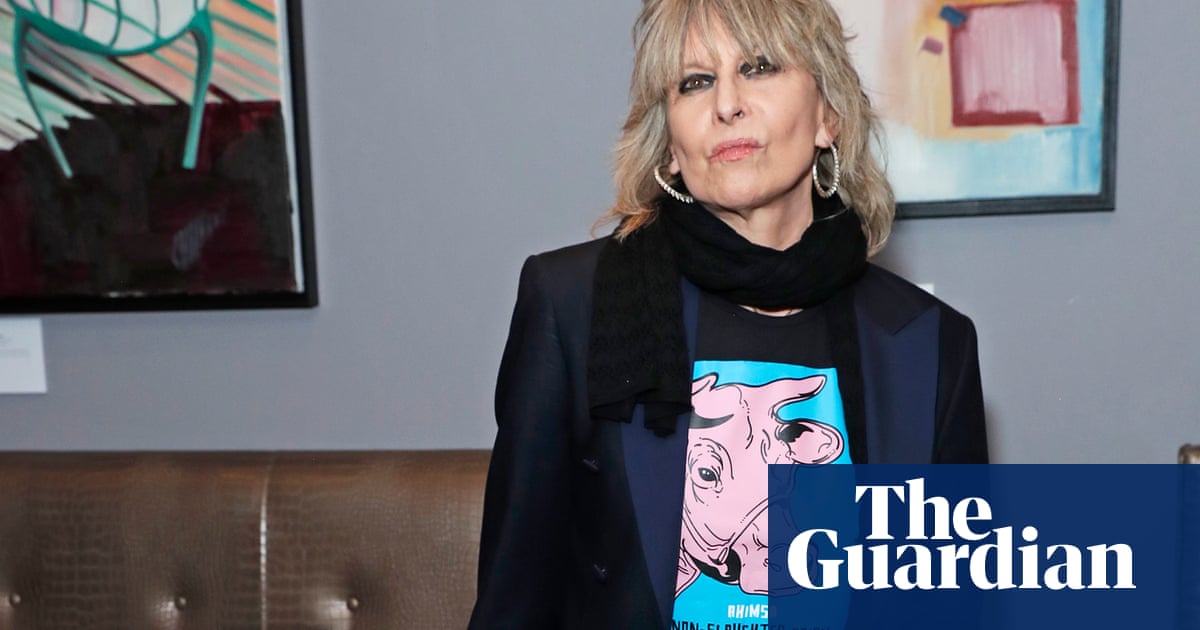 Chrissie Hynde condemns aggressive police stop of black athletes in London