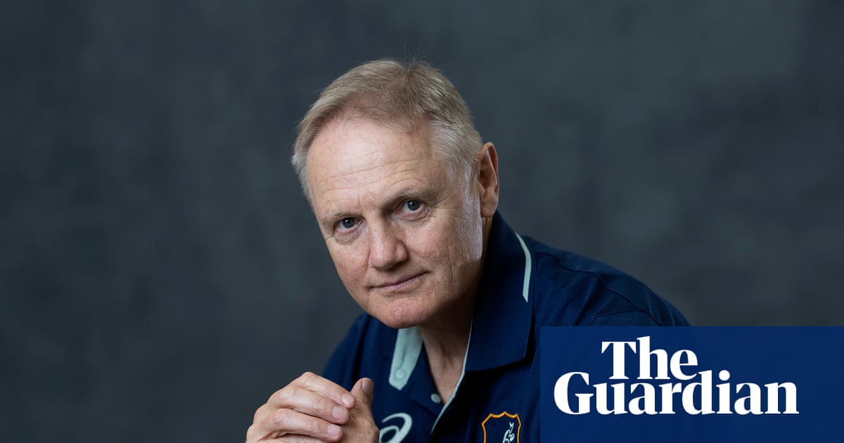 ‘They call me Grandpa Joe’: coach Schmidt in a hurry as clock ticks down on Wallabies reign
