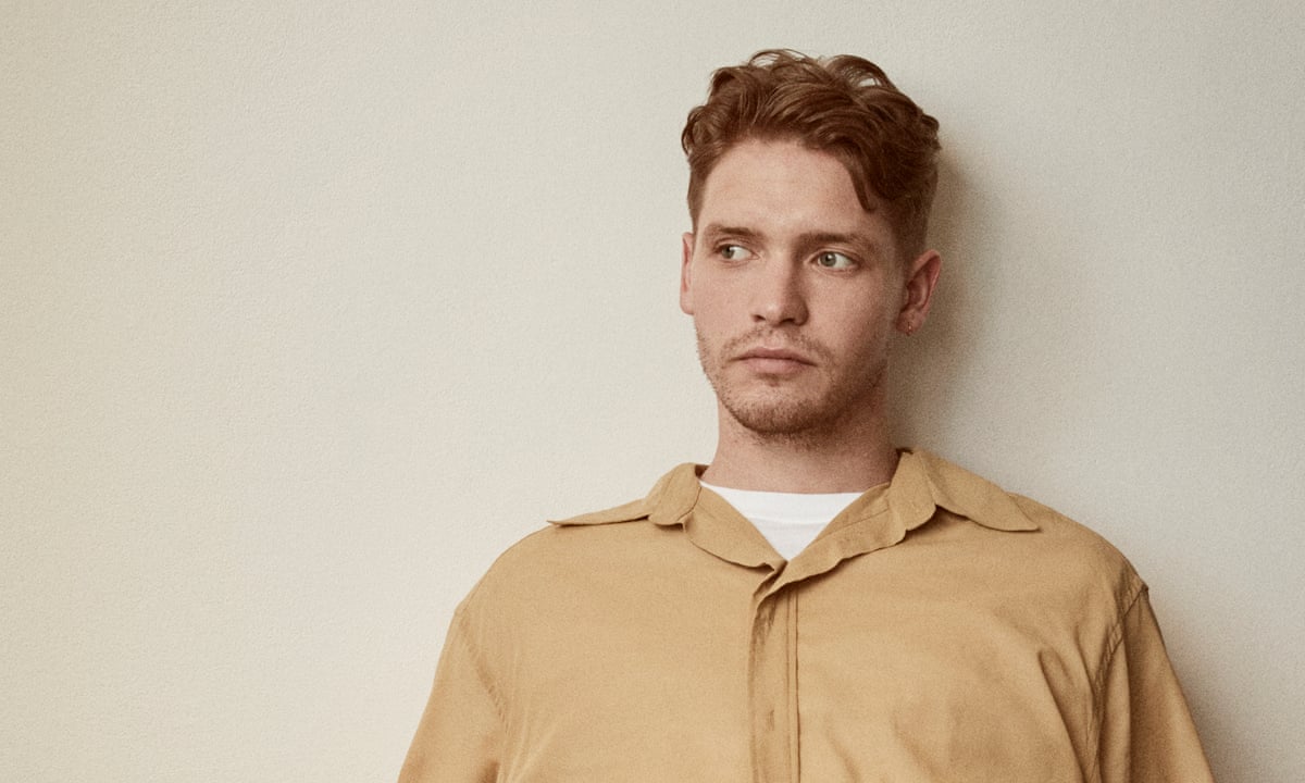 Billy howle face of prada Clearance
