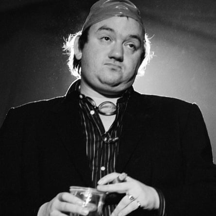 Mel Smith with beer and cigar: Mel Smith - a short break from synchronized swimming