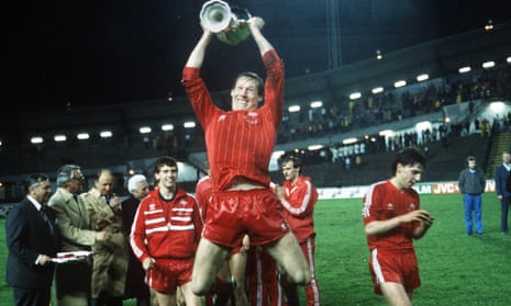 Doug Rougvie takes off as he celebrates Aberdeen’s stunning victory in Gothenburg.