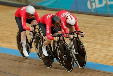 The Welsh team of (l-r)Rhian Edmunds, Lowri Thomas and Emma Finucane on their way to victory over England in the final of the women