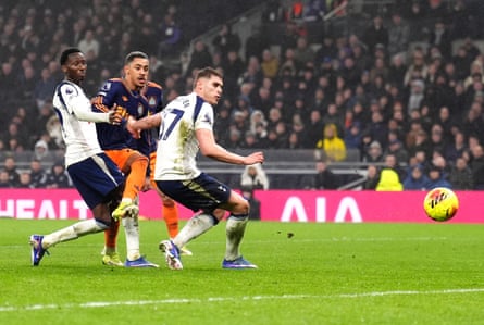 Newcastle’s Jacob Ramsey (second right) scores their side’s second goal at Spurs