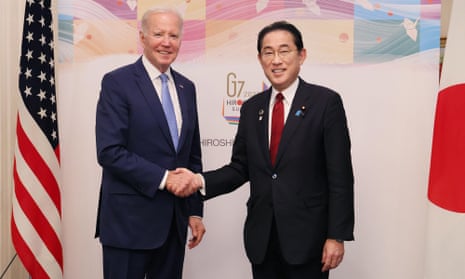 Joe Biden and Fumio Kishida at the G7 in Hiroshima