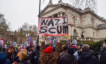 Far-right protesters outside Tate Britain clash with counter-protesters gathered in solidarity with LGBTQ+ rights