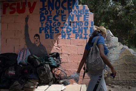 A mural of former president Nicolás Maduro with text reading: ‘I’m innocent, I’m a decent man and I’m still the president of my country’