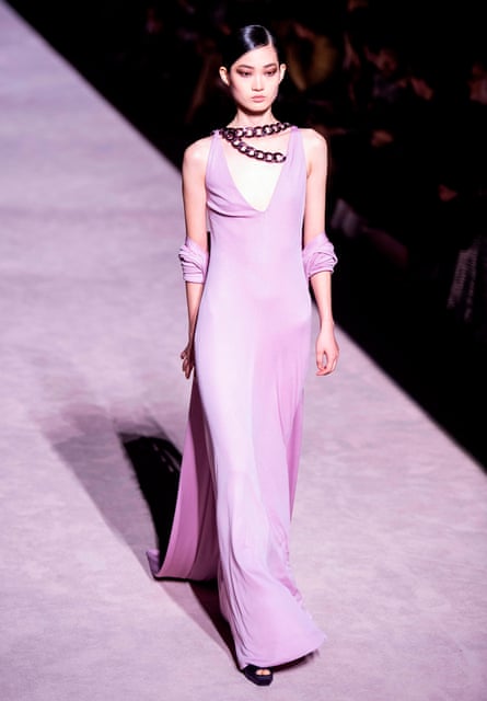 Tom Ford's classic glamour is now served with side of modesty | New York fashion week | The Guardian Tom Ford's classic glamour is now served with side of modesty | New York fashion week | The Guardian