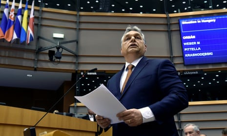 Victor Orbán tells MEPs that Brussels is supporting a financial speculator who had destroyed the lives of millions of Europeans.
