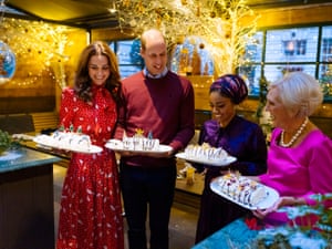 London, UK. The Duke and Duchess of Cambridge and Nadiya Hussain and Mary Berry admire their Christmas meringue roulades at the Rosewood London hotel. The couple will appear alongside the celebrity cooks on the BBC One show A Berry Royal Christmas