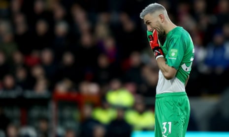 Crystal Palace goalkeeper Vicente Guaita 'refused to play' in pre-season |  Crystal Palace | The Guardian