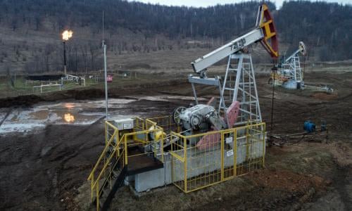 Oil Prices Fall Again Despite Opec Deal To Cut Production Business The Guardian