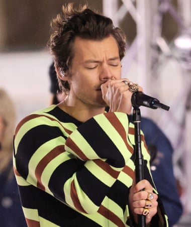 Harry Styles performs in Manhattan, New York City, in May 2022