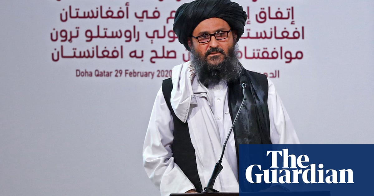 Top Taliban leader flies into Kabul for talks on setting up new Afghan regime