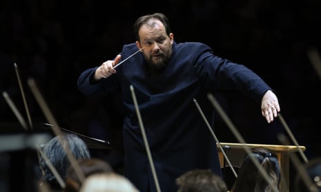 Andris Nelsons conducts the Boston Symphony Orchestra at the Royal Albert Hall.