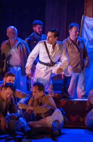 Tenor Leonardo Capalbo, centre, and chorus in Massenet’s Le Cid at Dorset Opera.