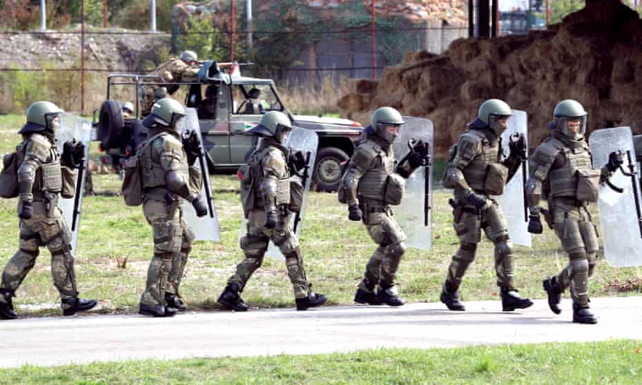 Eufor soldiers carry out an exercise in Sarajevo, Bosnia and Herzegovina