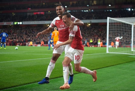 The treatment of Pierre-Emerick Aubameyang, left, and Mesut Özil has shown that Unai Emery is not afraid to take on big-name players.