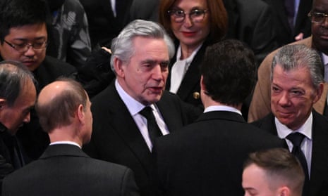 Joe Biden hails Jimmy Carter’s character in eulogy at memorial service celebrating former president’s long life – latest updates Former British prime minister Gordon Brown chats with Canadian prime minister Justin Trudeau at the end of Jimmy Carter’s memorial service.