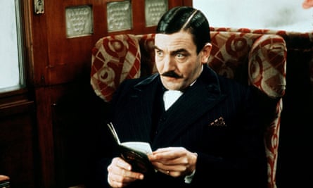 Finney as Poirot in Murder on the Orient Express (Sidney Lumet, 1974).