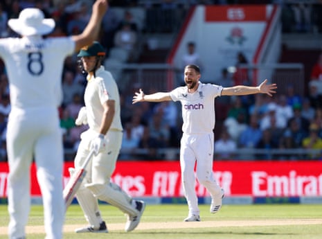 Chris Woakes successfully appeals for LBW against Cameron Green.