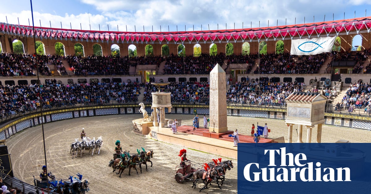Kremlin links to new £600m UK theme park