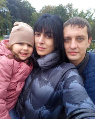 Alika with her mother, Arena, and father, Dima.