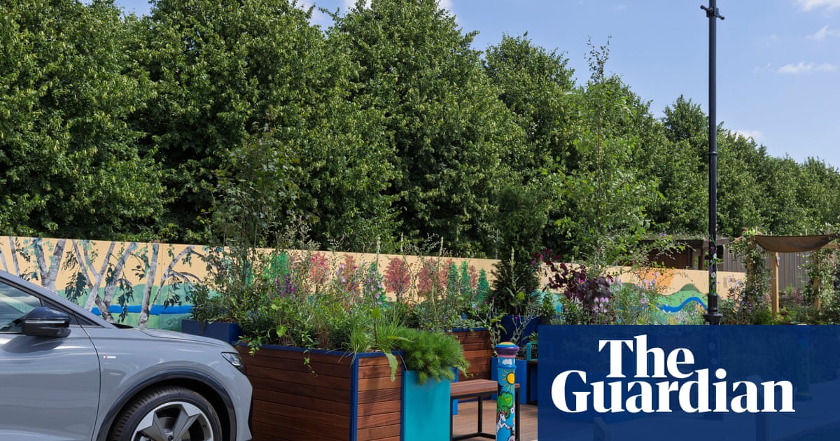 Parking space-sized gardens impress Hampton Court flower show judges | Environment Parking space-sized gardens impress Hampton Court flower show judges | Environment