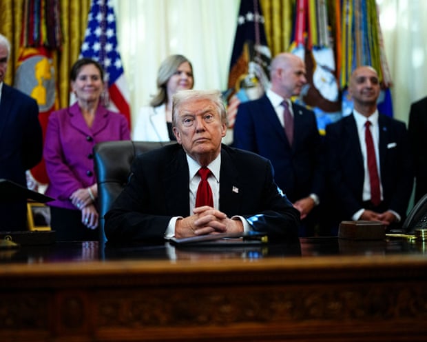 ¿De verdad le importan a Trump los cristianos nigerianos? Claro que no; simplemente sabe que la fe vende. ¿De verdad le importan a Trump los cristianos nigerianos? Claro que no; simplemente sabe que la fe vende.