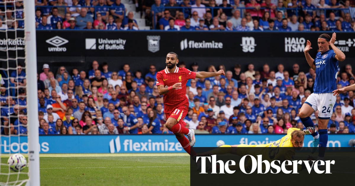 Liverpool Defeats Ipswich 2-0 in Season Opener