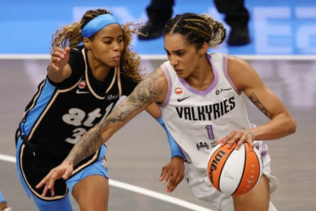 Golden State’s Gabby Williams drives against Atlanta’s Jordin Canada during the fourth quarter of the Dream’s 97-71 victory in Game 3 of the WNBA finals on Wednesday.