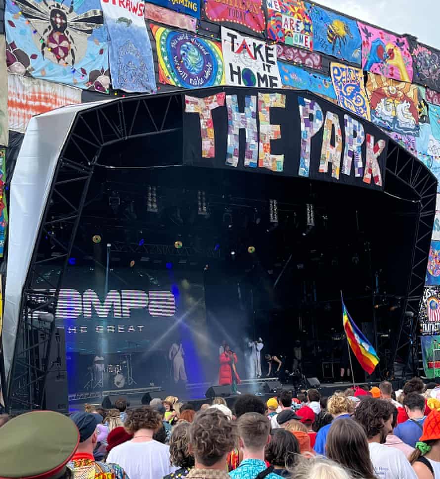 The Great Sampa på parkscenen.