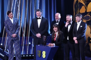 Nina Gantz, cast and crew accept the British short animation award for Wander to Wonder