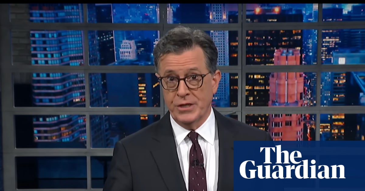 Stephen Colbert Sobre Hielo: ‘Aterrorizando comunidades en la Ciudad del Viento’ | Resumen de los programas nocturnos Stephen Colbert Sobre Hielo: ‘Aterrorizando comunidades en la Ciudad del Viento’ | Resumen de los programas nocturnos