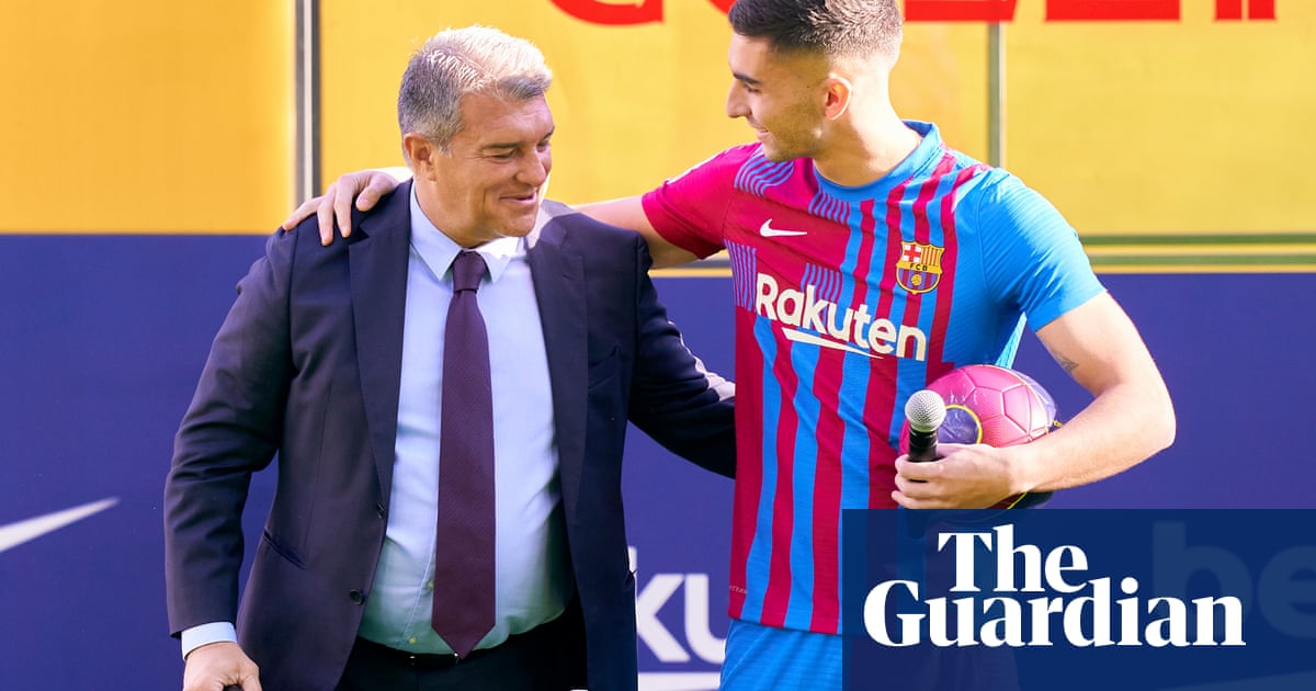 ‘Barça are back’: Laporta insists club can attract stars after Torres signing – video