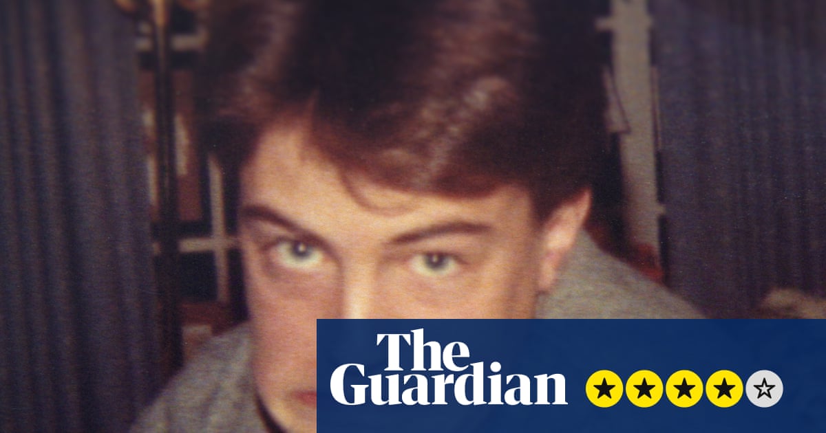 Η κριτική The One About Matthew Perry – ο πρωταγωνιστής μιας από τις μεγαλύτερες τηλεοπτικές σειρές όλων των εποχών λαμβάνει έναν ερωτικό φόρο τιμής