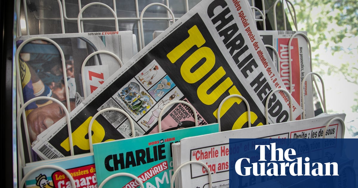 French journalists unite to back Charlie Hebdo after death threats