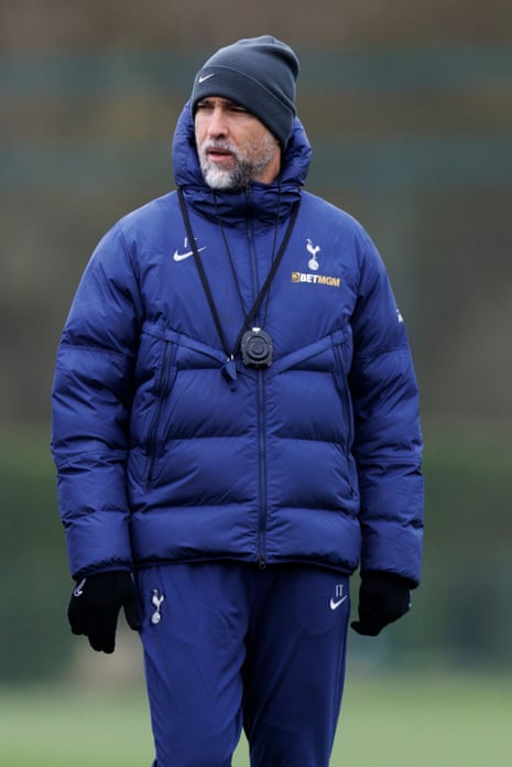 Igor Tudor in Tottenham training