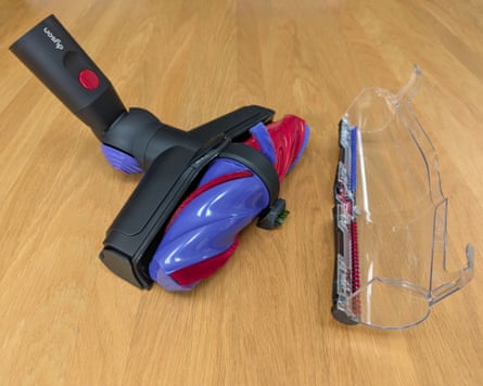 Dyson V16 floor head open