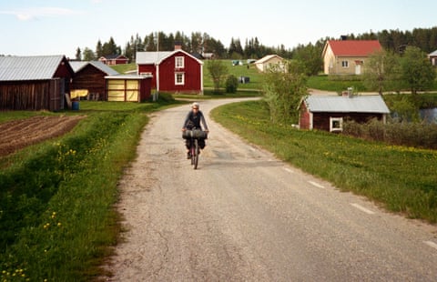 Easy cycling in Kitkiöjärvi, Sweden. All photographs by Jacob Martin