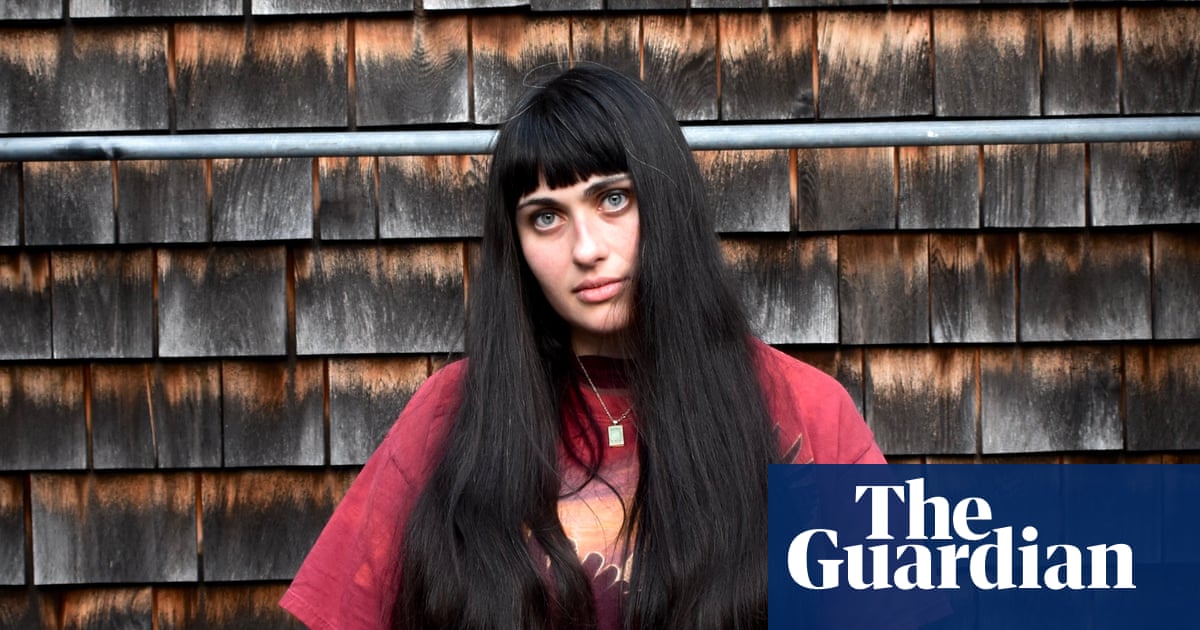 Offseason by Avigayl Sharp review – wry comedy of a frazzled teacher