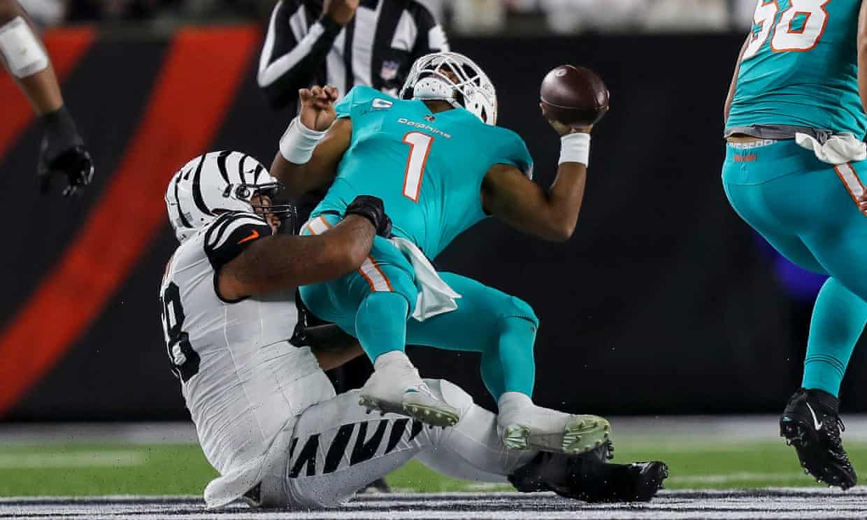 Dolphins’ loss to Bengals overshadowed by Tua Tagovailoa’s hospitalization