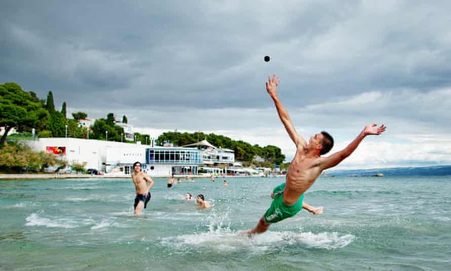 Picigin, a ball game played at the beach in Split