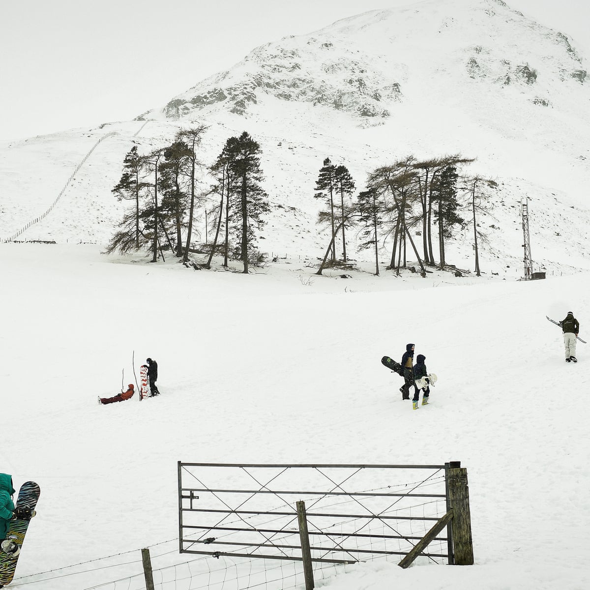 Snow Ice And Gale Force Winds To Batter Britain As Beast From The East Ii Roars In Uk Weather The Guardian Snow Ice And Gale Force Winds To Batter Britain As Beast From The East Ii Roars In Uk Weather The Guardian