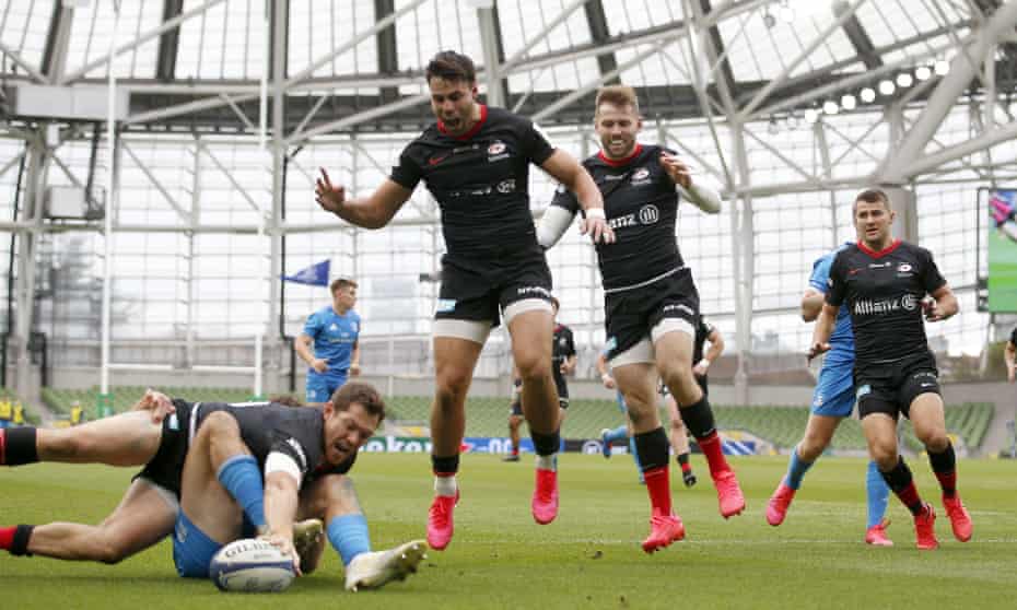 Alex Goode scores Saracens’ only try against Leinster as teammates Sean Maitland, Elliot Daly and Richard Wigglesworth celebrate