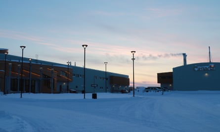 The first Arctic snow cchool took place at the Canadian High Arctic research station in Cambridge Bay, Nunavut.