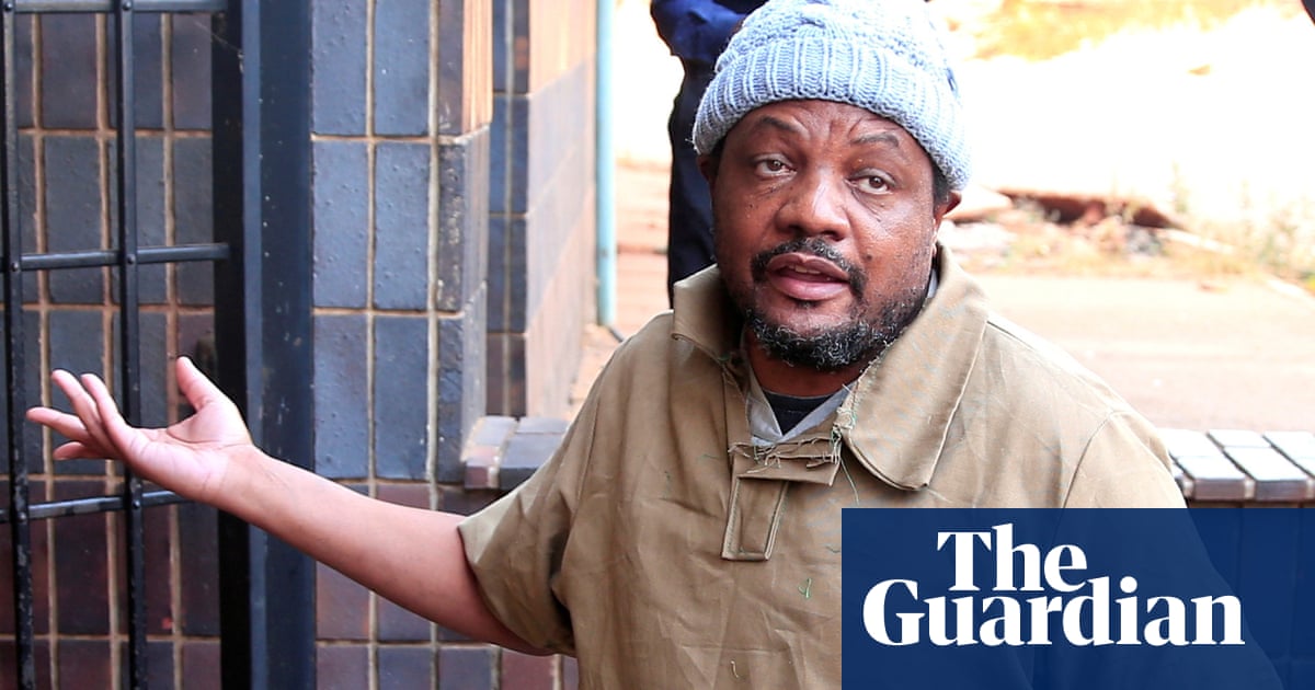 Zimbabwe court quashes charges against journalist Hopewell Chin’ono