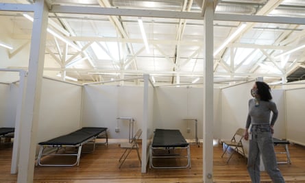 Beds in cubicles