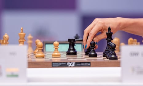 Family battle turns chess grandmaster into pawn